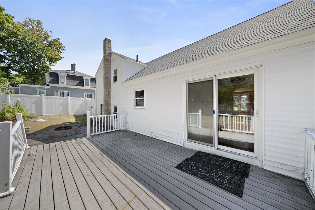286 Broad Street Weymouth, MA 02188 - Photo 27 of 33