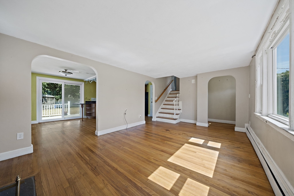 286 Broad Street Weymouth, MA 02188 - Photo 10 of 33