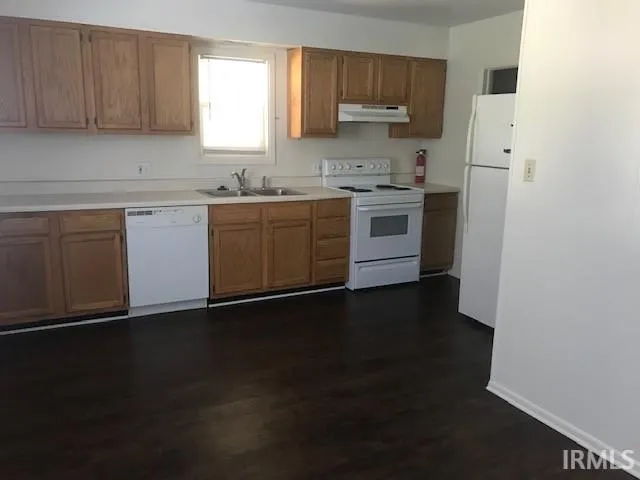 $3,300 | 422 North Clark Street, Bloomington, IN 47408