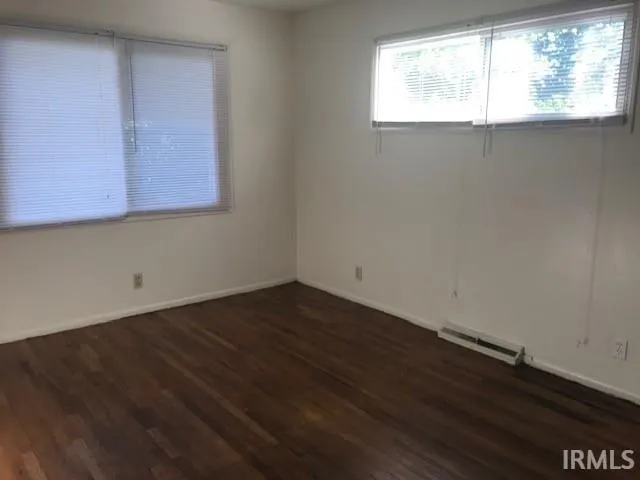 $3,300 | 422 North Clark Street, Bloomington, IN 47408