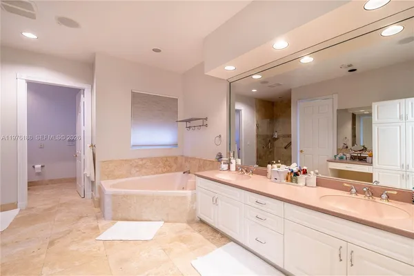 $10,000 | 1547 Mariner Way, Hollywood, FL 33019