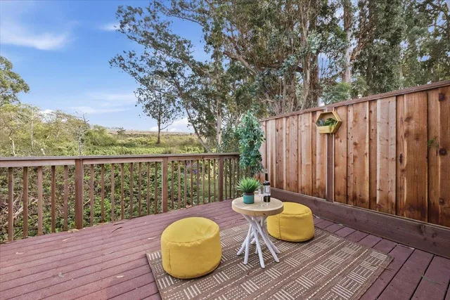 $599,000 | 957 South Arnold Way, Half Moon Bay, CA 94019