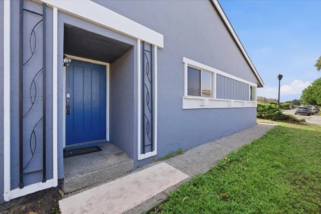 $599,000 | 957 South Arnold Way, Half Moon Bay, CA 94019