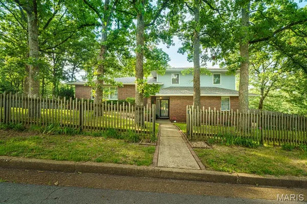 $287,000 | 1310 California Drive, Rolla, MO 65401