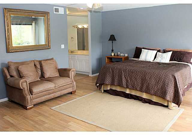 1929 Alga Road, Unit B Carlsbad, CA 92009 - Photo 9 of 18