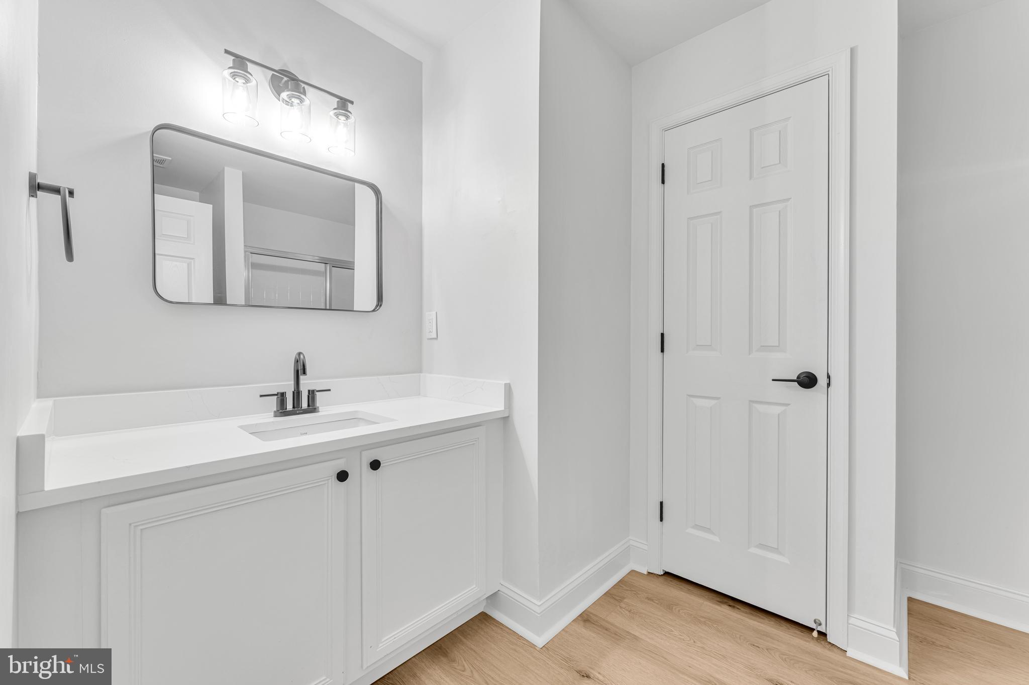 120 Alexander Road Beverly, NJ 08010 - Photo 20 of 34