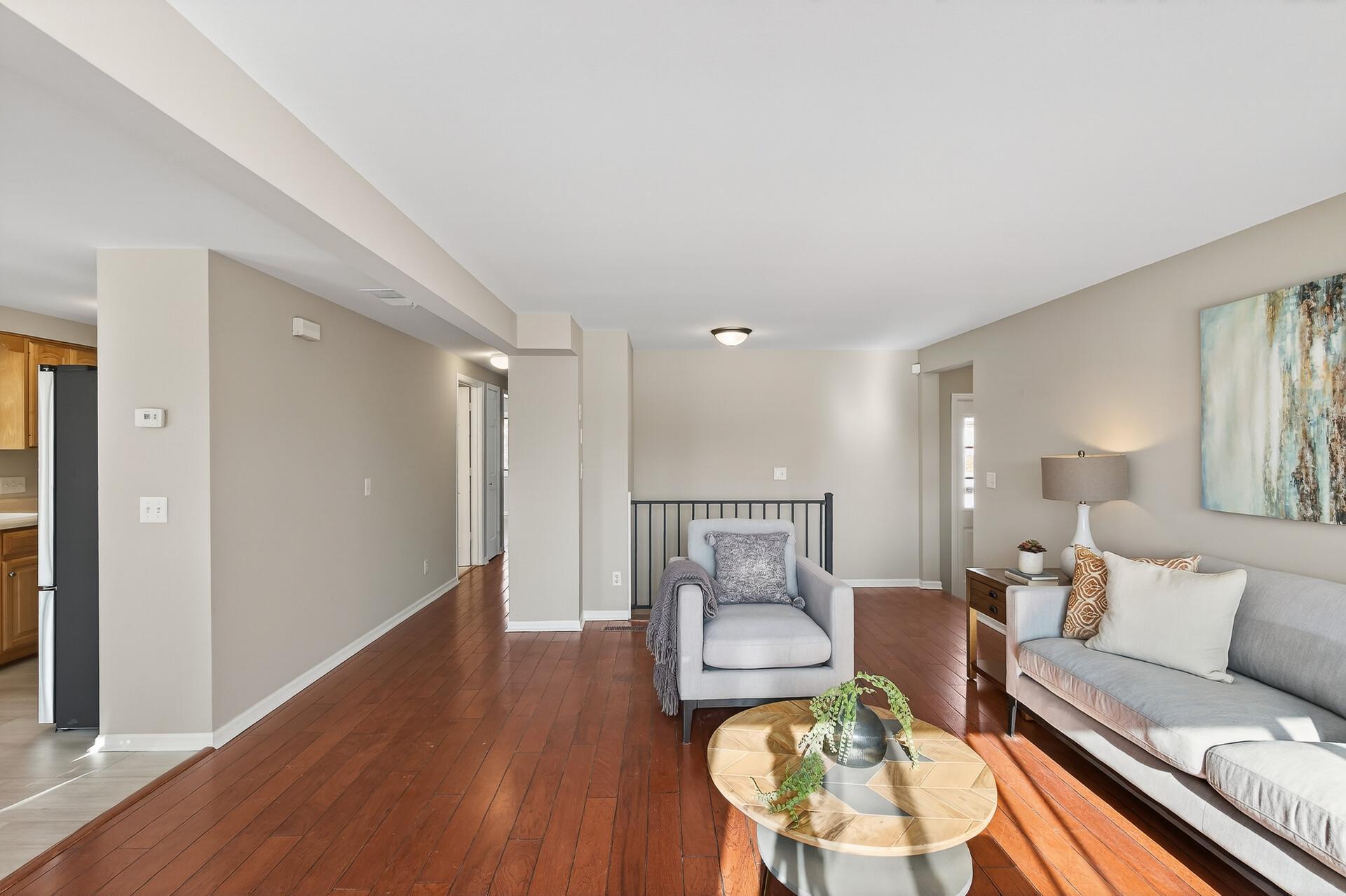 1944 Davis Court Shakopee, MN 55379 - Photo 4 of 45