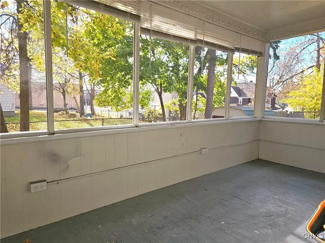 $260,000 | 305 Highland Avenue, De Witt, NY 13057