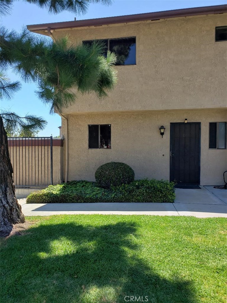 644 East Birch Street, Unit D Brea, CA 92821 - Photo 2 of 15