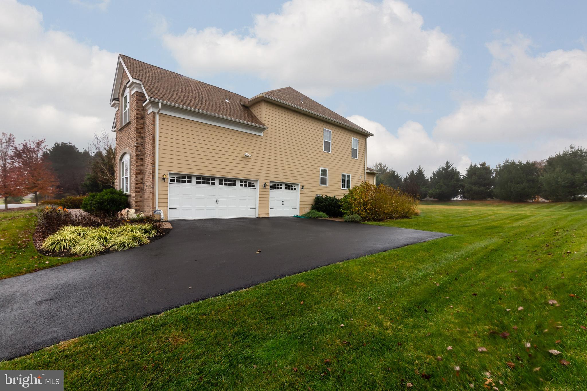 2 Hibberd Road Glen Mills, PA 19342 - Photo 42 of 42 Three-car garage