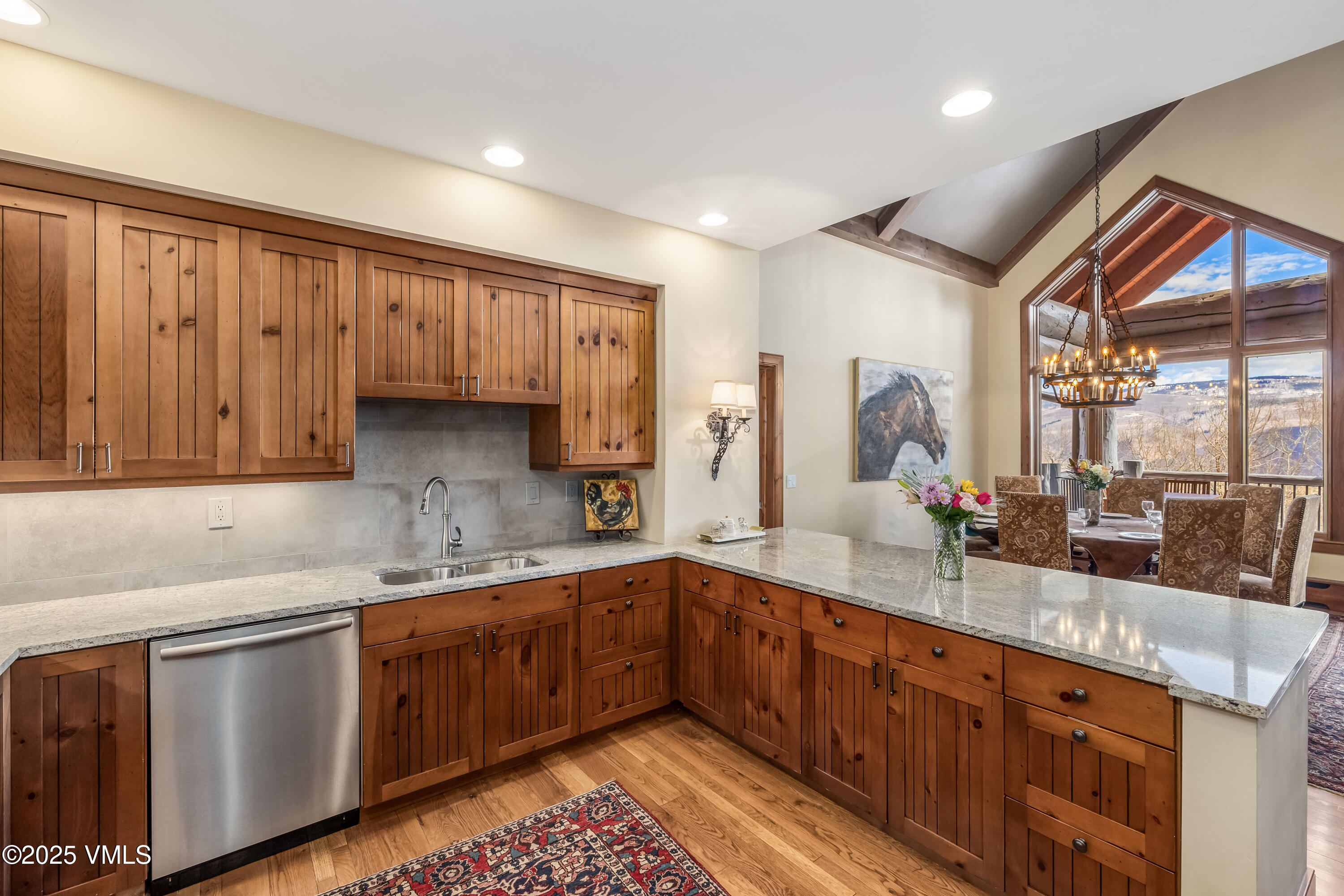 204 Bear Paw, Unit D6 Avon, CO 81620 - Photo 5 of 29 138A0014_1