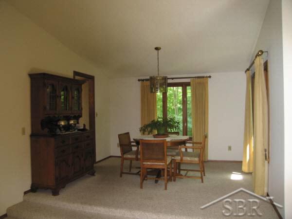 3830 East Monroe Road Midland, MI 48642 - Photo 6 of 9 20033869-5.JPG