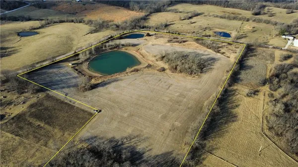 $285,000 | C Highway, Richmond, MO 64085