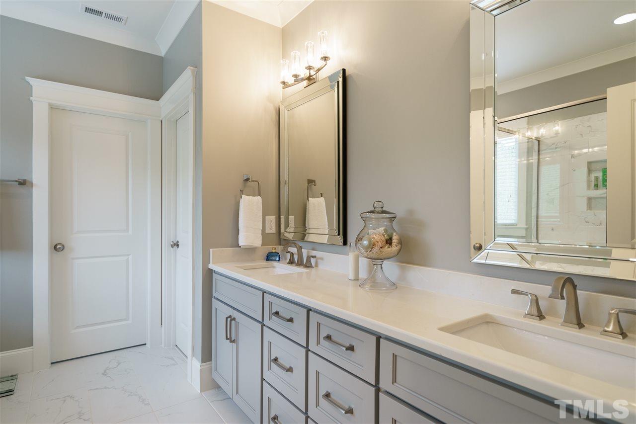 613 Hawks Ridge Court Apex, NC 27539 - Photo 16 of 25 Gallery Image 16
