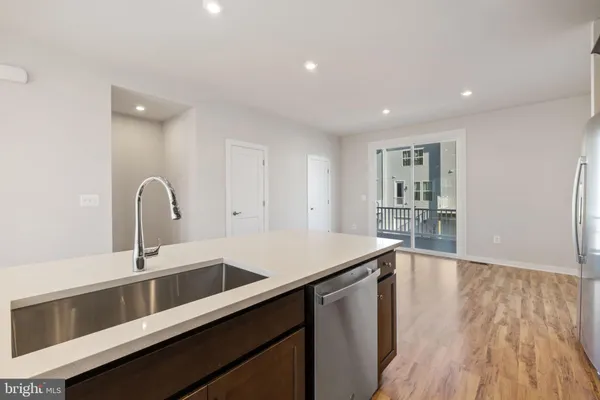 $3,599 | 42580 Pitlochry Terrace, Sterling, VA 20166