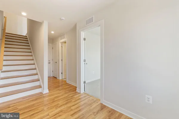 $3,599 | 42580 Pitlochry Terrace, Sterling, VA 20166