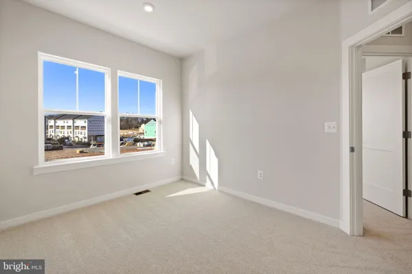 $3,599 | 42580 Pitlochry Terrace, Sterling, VA 20166