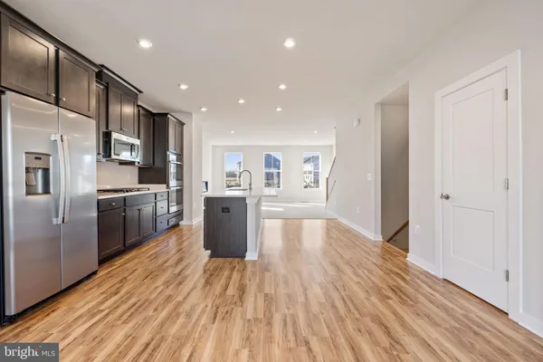 $3,599 | 42580 Pitlochry Terrace, Sterling, VA 20166