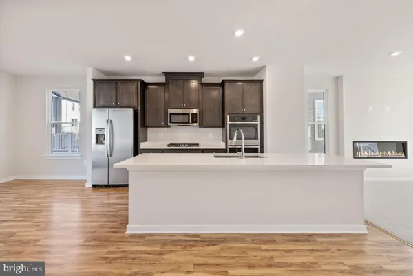 $3,599 | 42580 Pitlochry Terrace, Sterling, VA 20166