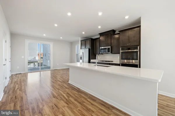 $3,599 | 42580 Pitlochry Terrace, Sterling, VA 20166