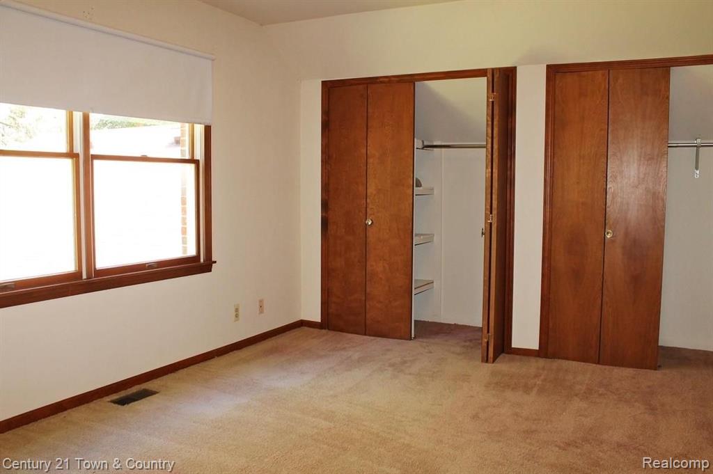 31011 Pear Ridge Farmington Hills, MI 48334 - Photo 39 of 53