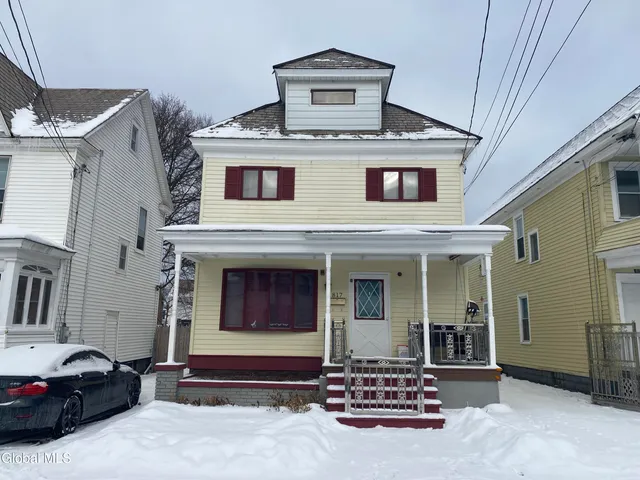 $234,900 | 817 Holland Road, Schenectady, NY 12303
