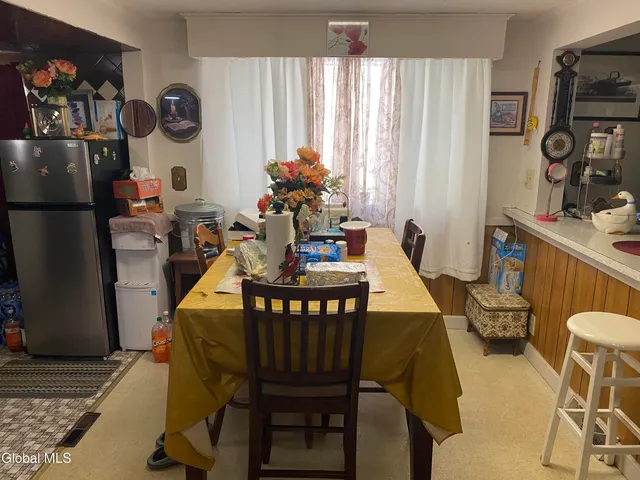 $234,900 | 817 Holland Road, Schenectady, NY 12303