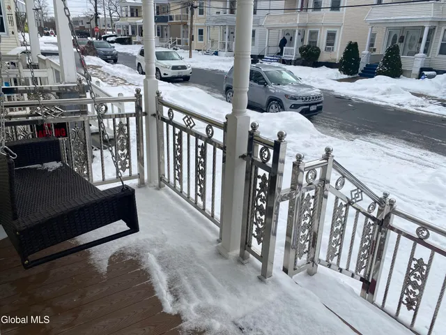 $234,900 | 817 Holland Road, Schenectady, NY 12303