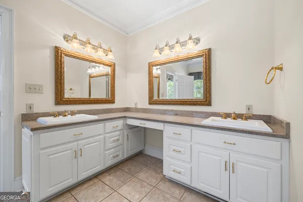 $998,000 | 152 Lace Field Lane, Lavonia, GA 30553