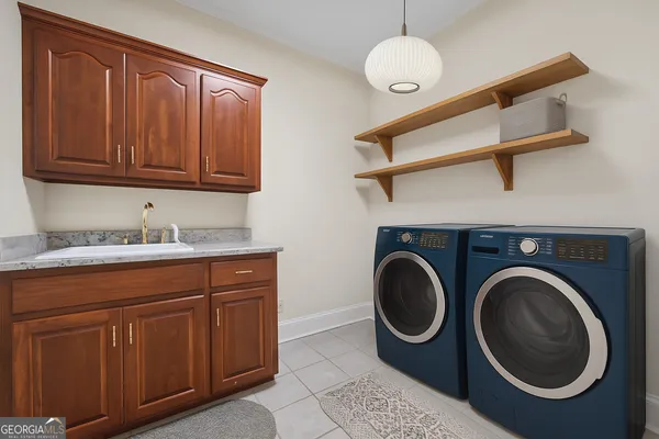 $998,000 | 152 Lace Field Lane, Lavonia, GA 30553