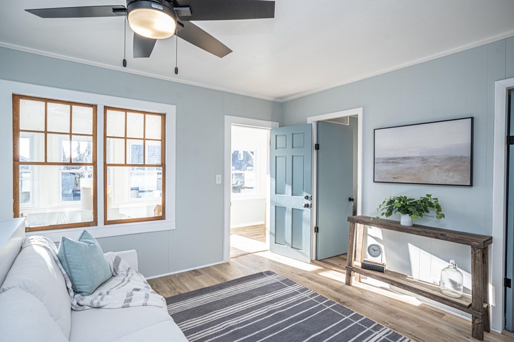 127 Pinehurst Drive Wareham, MA 02571 - Photo 14 of 40 a living room with furniture and a window
