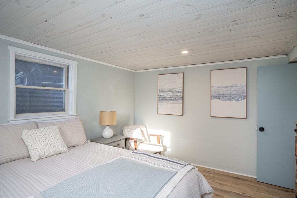 127 Pinehurst Drive Wareham, MA 02571 - Photo 37 of 40 a bedroom with a bed and window