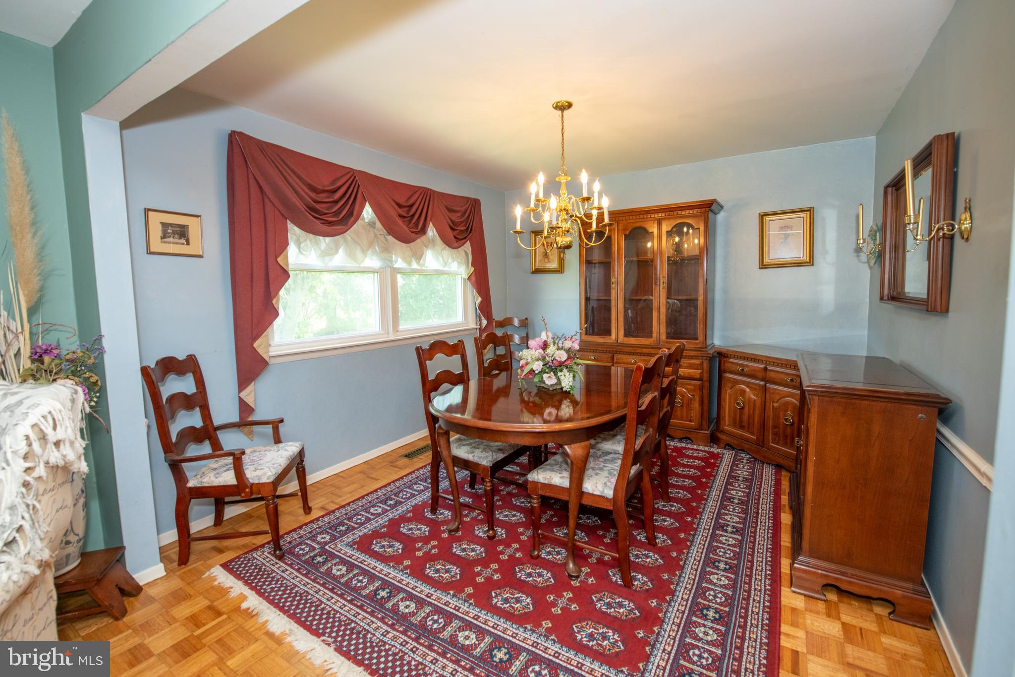 911 Thornton Road Horsham, PA 19044 - Photo 5 of 30