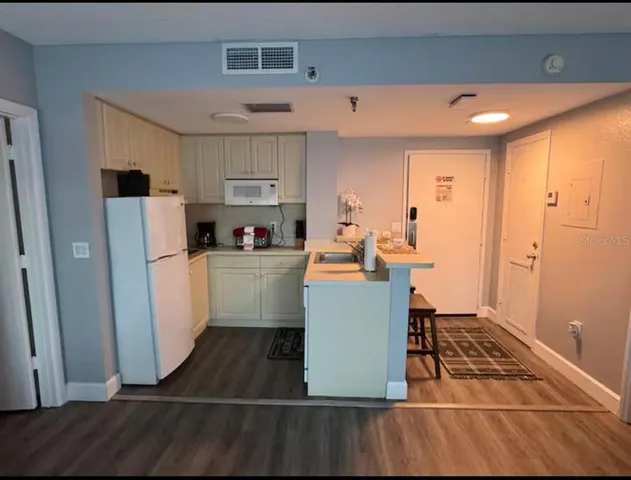 $260,900 | 6165 Carrier Drive, Unit 3104, Orlando, FL 32819