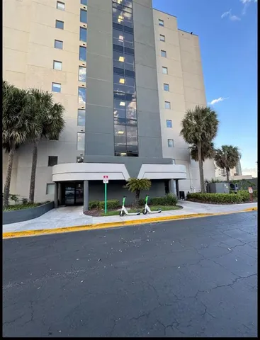 $260,900 | 6165 Carrier Drive, Unit 3104, Orlando, FL 32819