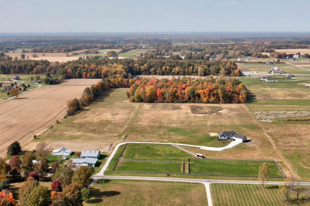 3854 South County Line Road Johnstown, OH 43031 - Photo 3 of 7 PRIME LOCATION!