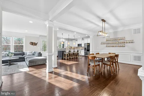 $1,250,000 | 6628 Jessamine Lane, Annandale, VA 22003