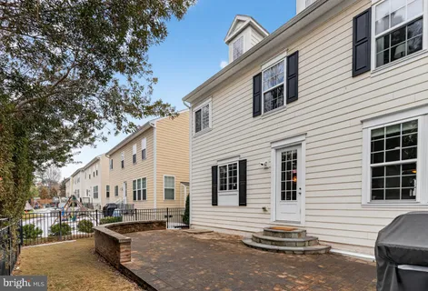 $1,250,000 | 6628 Jessamine Lane, Annandale, VA 22003