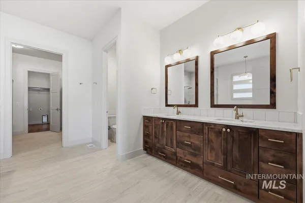 $759,900 | 7186 East Chicken Hawk Loop, Nampa, ID 83686