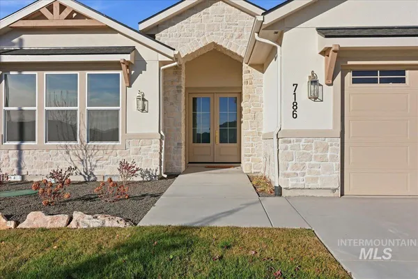 $759,900 | 7186 East Chicken Hawk Loop, Nampa, ID 83686