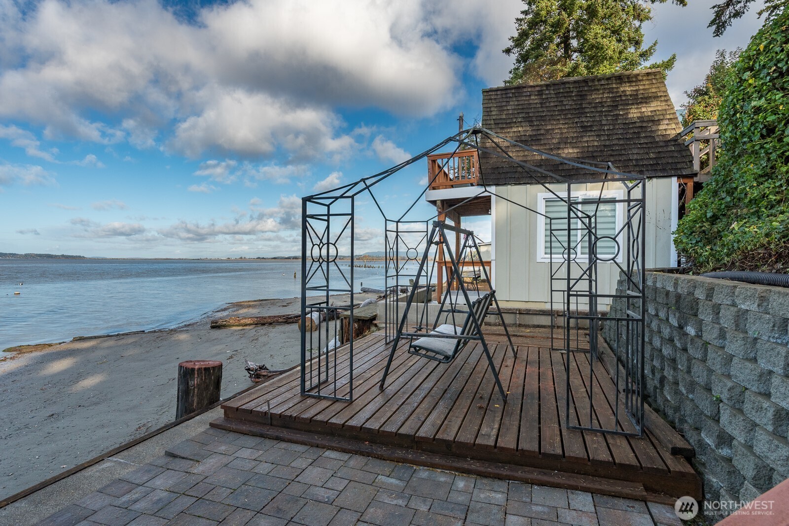 19422 Soundview Drive Northwest Stanwood, WA 98292 - Photo 30 of 33