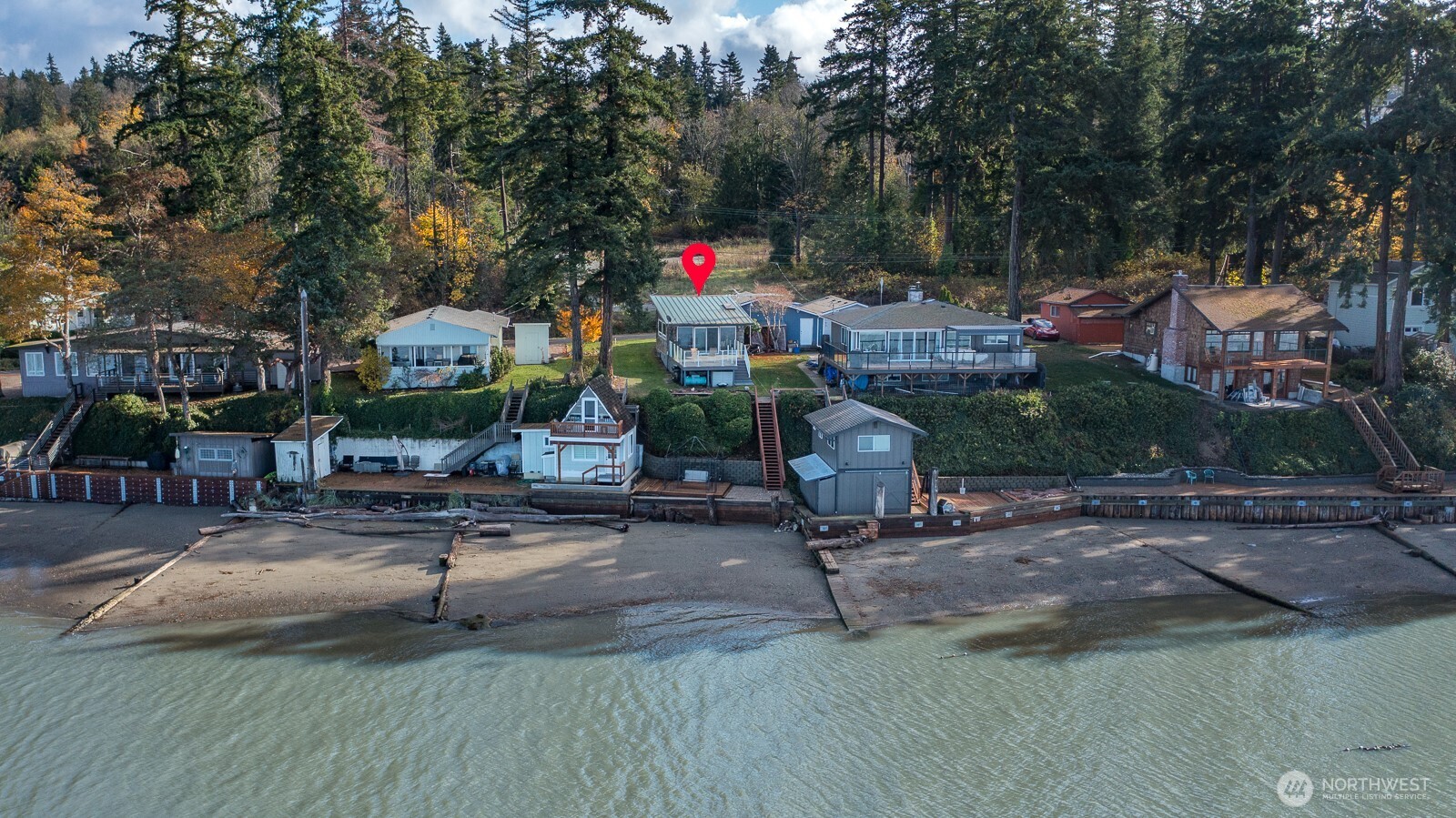 19422 Soundview Drive Northwest Stanwood, WA 98292 - Photo 5 of 33 a view of a park with sitting area