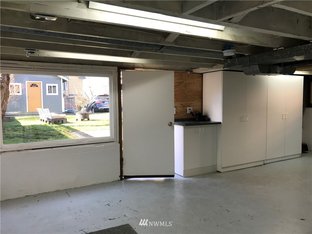 5907 45th Avenue Southwest Seattle, WA 98136 - Photo 22 of 24 Gallery Image 22