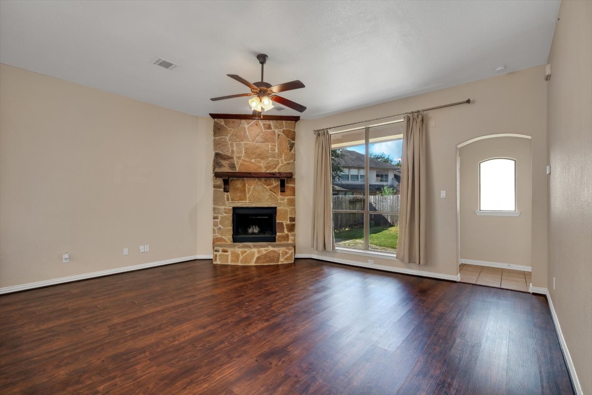 14307 Andrews Ridge Lane Humble, TX 77396 - Photo 2 of 40