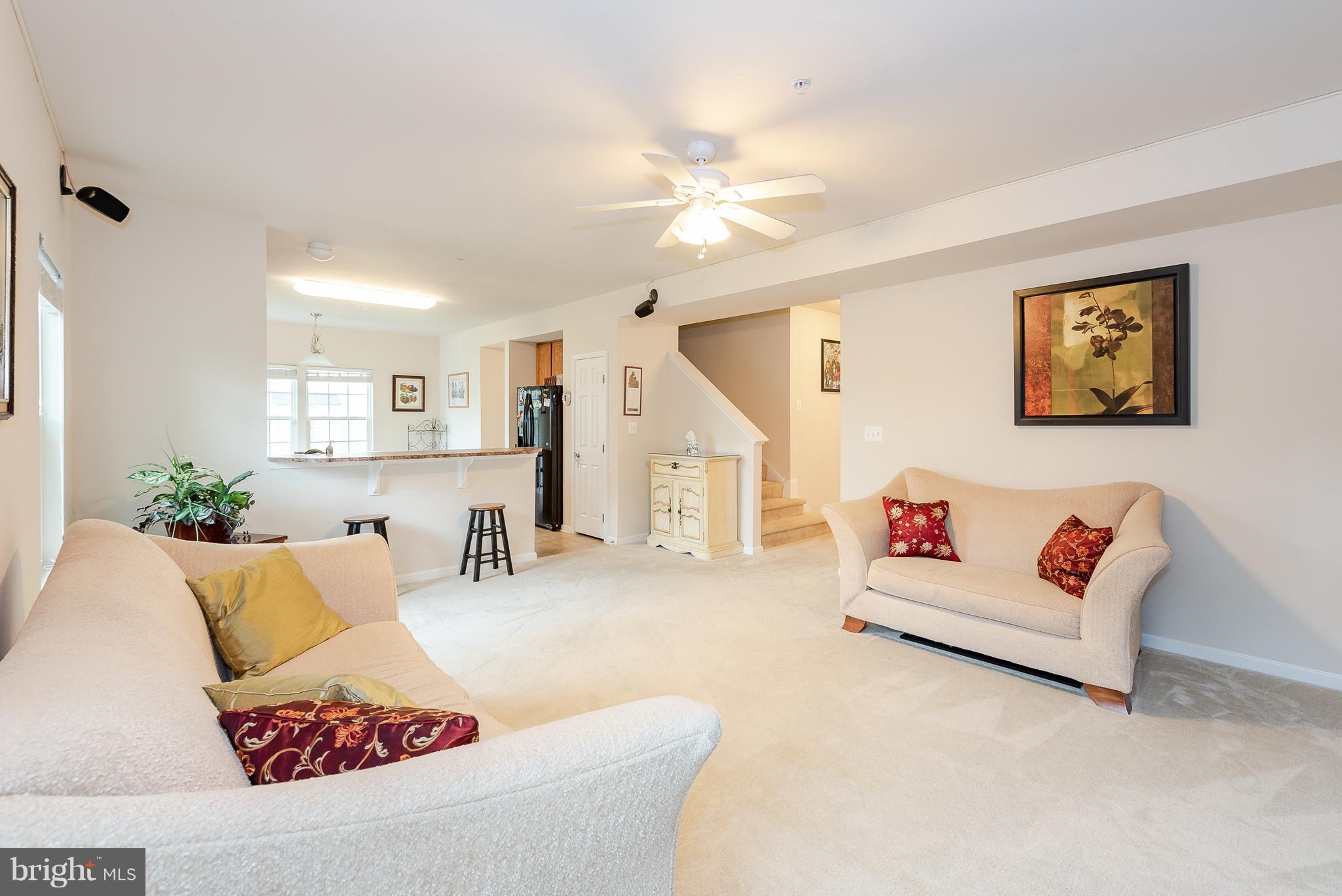 5708 Country Farm Road White Marsh, MD 21162 - Photo 6 of 30 Family Room
