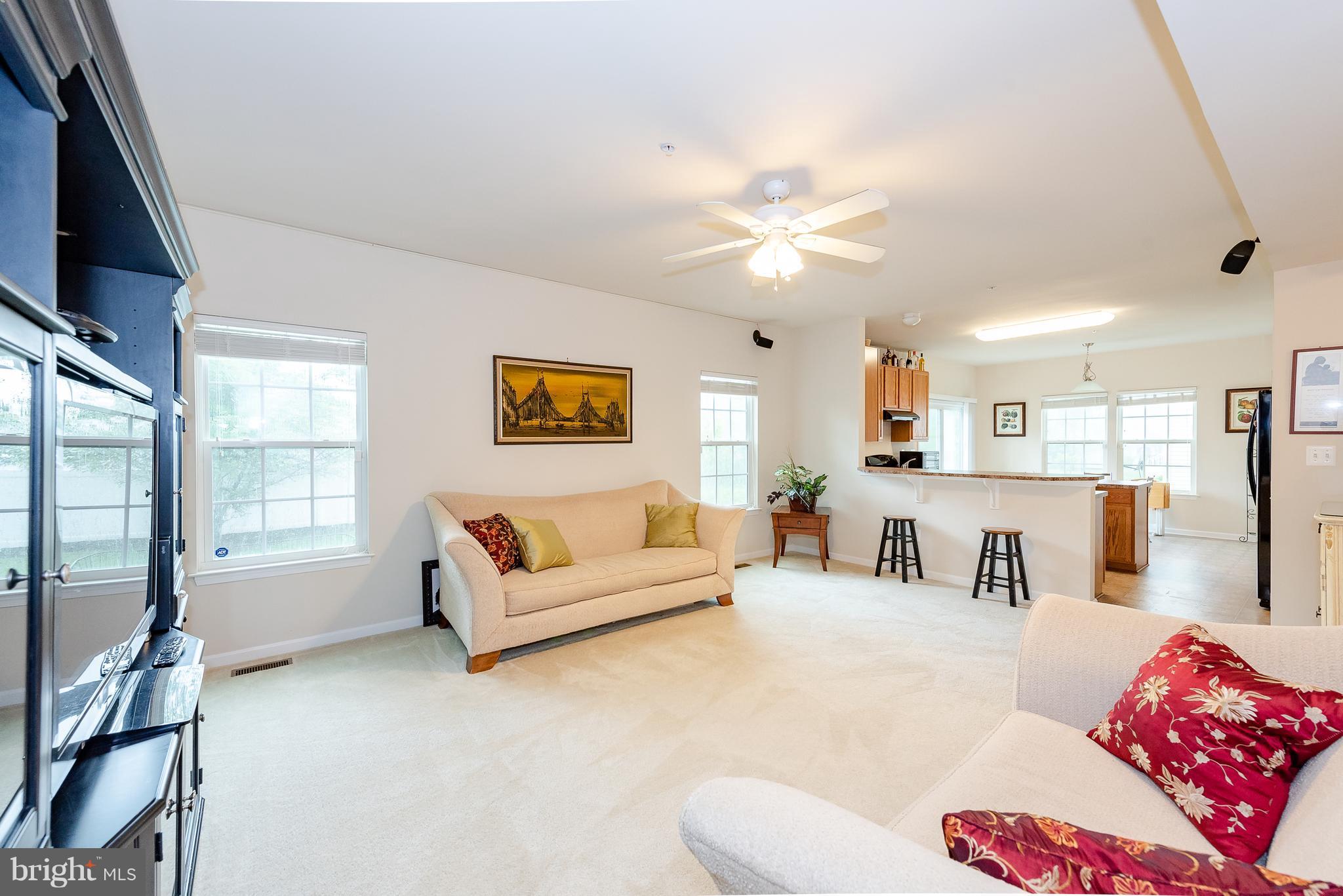 5708 Country Farm Road White Marsh, MD 21162 - Photo 7 of 30 Family Room