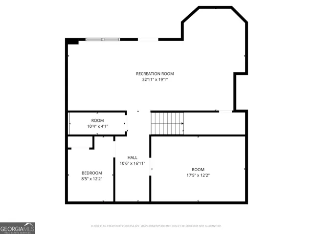 a picture of a room with a floor plan