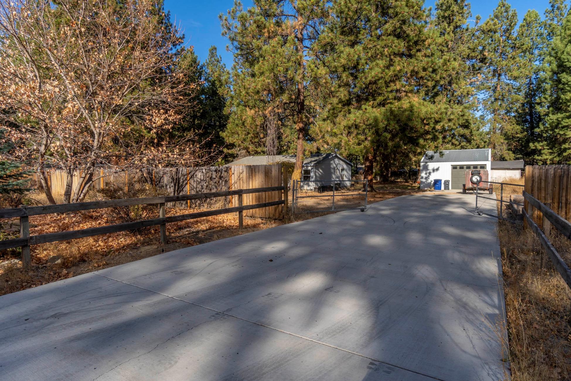 19356 Galen Road Bend, OR 97702 - Photo 15 of 16 batch_15