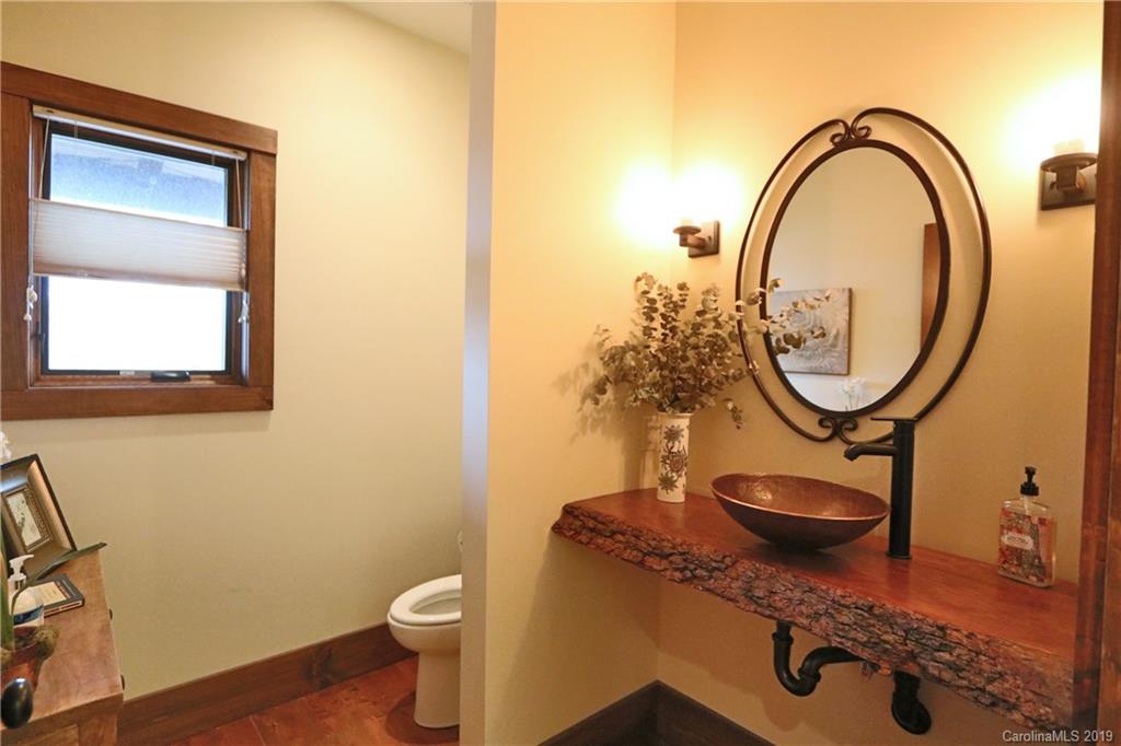 498 Ontario Ridge Boone, NC 28607 - Photo 11 of 36 Gallery Image 11