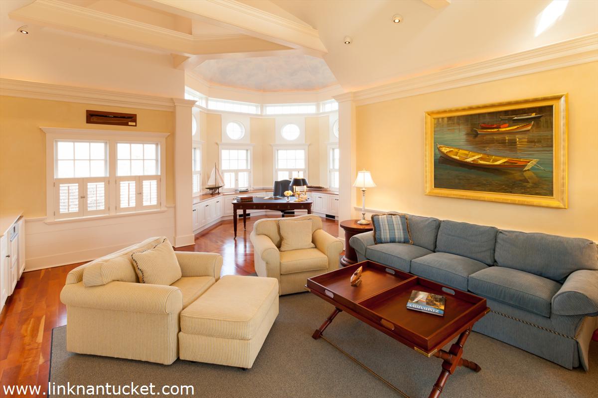 262 Polpis Road Nantucket, MA 02554 - Photo 27 of 32 Office Sitting Area and Wet Bar
